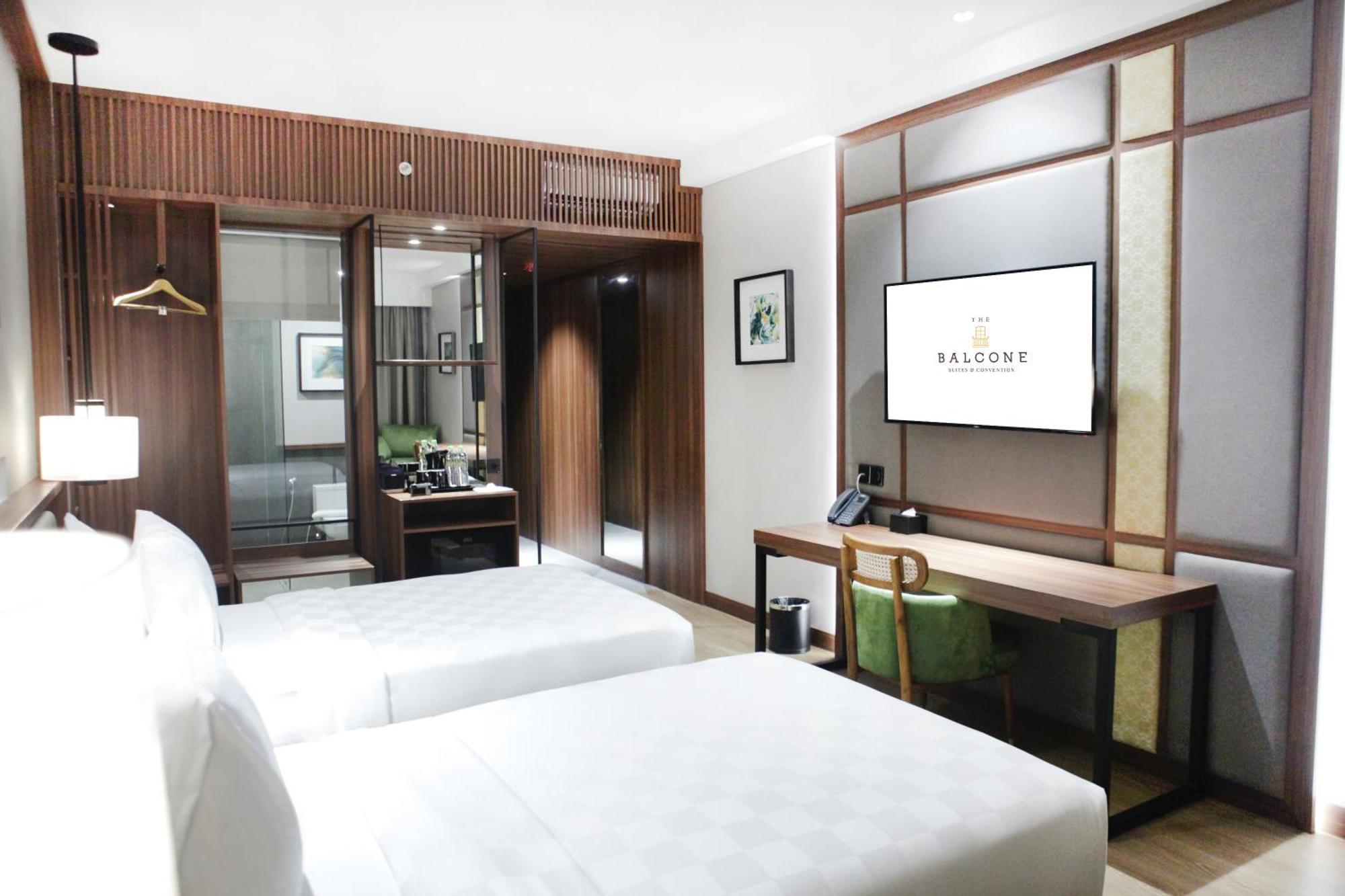 בוקיטינגי The Balcone Suites & Resort מראה חיצוני תמונה